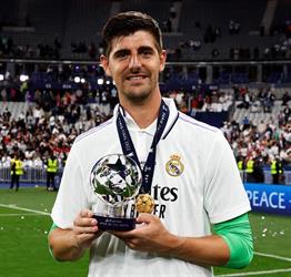 حارس ريال مدريد "كورتوا" يفوز بجائزة أفضل لاعب في نهائي أبطال أوروبا
