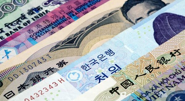 العملات الآسيوية في مرمى نيران خسائر أسواق الأسهم