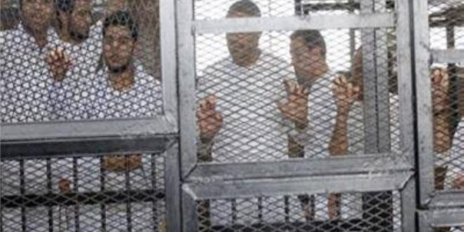 القاهرة: الحكم بمعاقبة 17 إخوانياً بالمؤبد