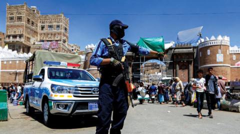 جبايات الحوثيين تهدد بتوقف 290 منشأة صحية عن العمل