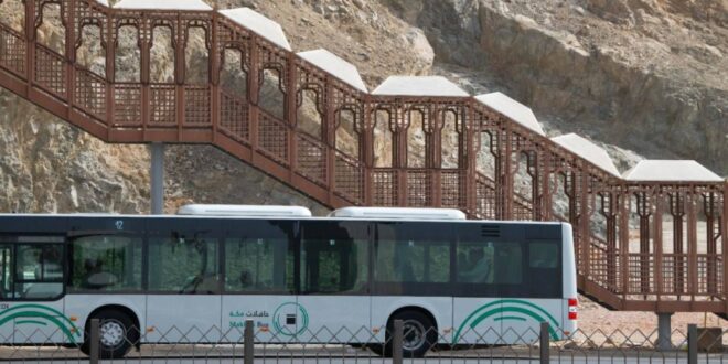 6 مسارات لحافلات مكة