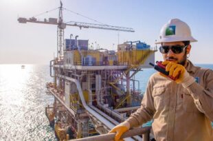 صادرات النفط الخام السعودية ترتفع لأعلى مستوى لها منذ عامين في أبريل