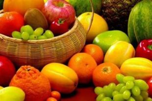 دراسة: تناول الفاكهة يعالج الاكتئاب.. وهذا ما يسببه تناول رقائق البطاطس بشكل دائم