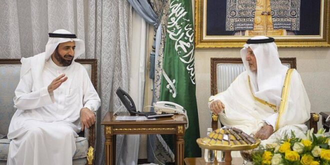 أمير مكة المكرمة يستقبل وزير الحج والعمرة