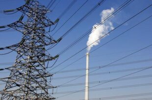وكالة: الطلب العالمي على الكهرباء يتباطأ في عامي 2022 و2023