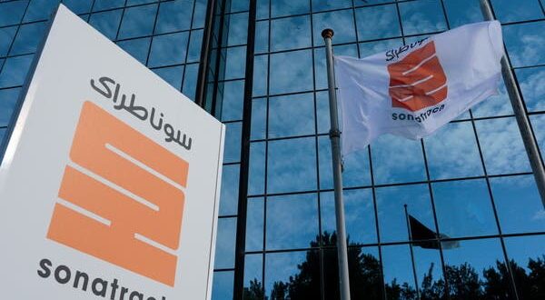سوناطراك الجزائرية وإنجي الفرنسية توقعان عقدا جديدا لشراء الغاز