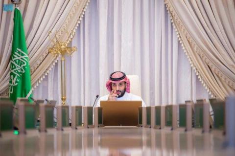 ولي العهد السعودي يؤكد على مراعاة المواطنين الأكثر احتياجاً في مواجهة ارتفاع التكاليف