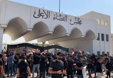 أنصار الصدر يعتصمون أمام مجلس القضاء الأعلى لحين تنفيذ مطالبهم