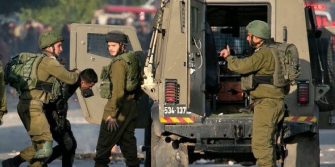 إصابة 3 واعتقال 15 فلسطينيا في الضفة الغربية