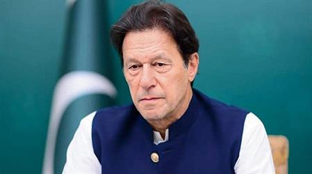 رئيس وزراء باكستان السابق يتهم الحكومة بحجب يوتيوب خلال إلقائه كلمة
