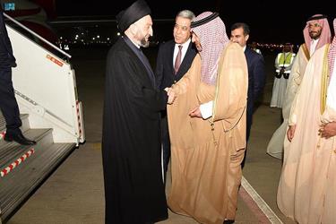 نائب وزير الخارجية يستقبل زعيم تيار الحكمة في العراق بمطار جدة (صور)