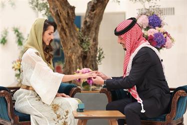 الديوان الملكي الأردني يعلن عن خطوبة ولي العهد الأمير الحسين بن عبدالله (صور)