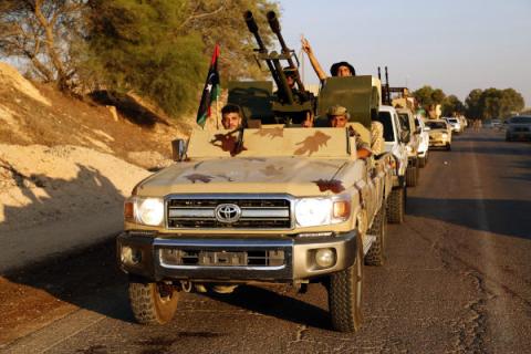 هل يُنهي تشكيل حكومة ثالثة النزاع في ليبيا؟