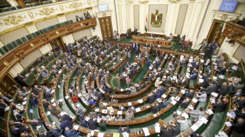 البرلمان المصري يوافق على تغيير حكومي شمل 13 وزارة