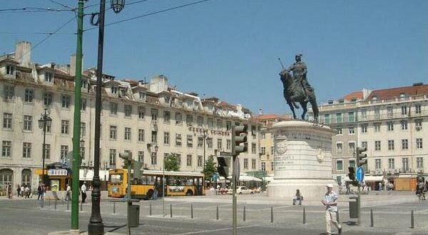 البرتغال تستقبل 1.8 مليون سائح في يوليو
