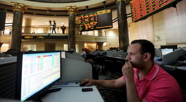 بورصة مصر تسجل خسارة أسبوعية 3.4% مع هبوط الاستثمارات الأجنبية