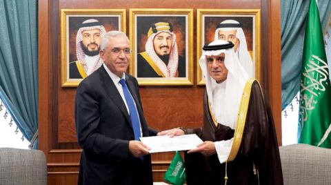 خادم الحرمين يتلقى دعوة من الرئيس الجزائري لحضور القمة العربية
