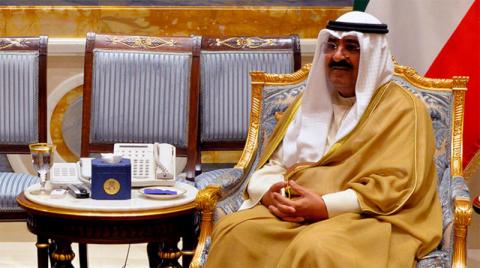 ولي العهد الكويتي يضع مكافحة الفساد على رأس أولويات الحكومة الجديدة