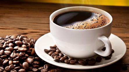 دراسة: فنجانان من القهوة يوميا يزيدان خطر الوفاة المرتبطة بأمراض القلب