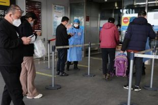 اعتباراً من اليوم.. مطار بكين يتوقف عن إلزامية تقديم فحص كورونا للقادمين