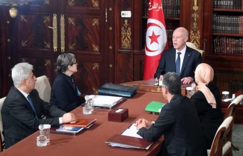 قضاة أقالهم سعيد يقاضون وزيرة العدل التونسية