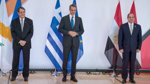 القاهرة وأثينا لتعميق التعاون في مجال الطاقة والربط الكهربائي
