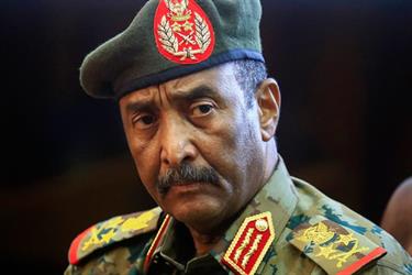 السودان.. جهود عربية وعالمية لهدنة خلال العيد وتجدد الاشتباكات في الخرطوم