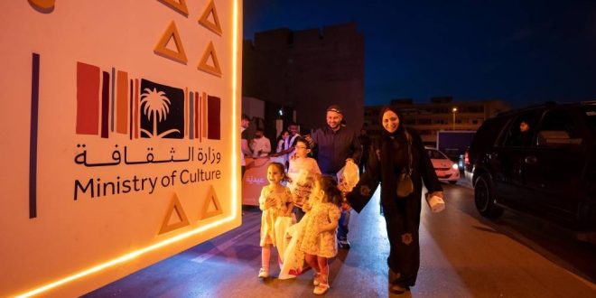 مهرجان حيّ العيد.. باقة ثقافية متنوعة تحاكي الهوية الثقافية المحلية