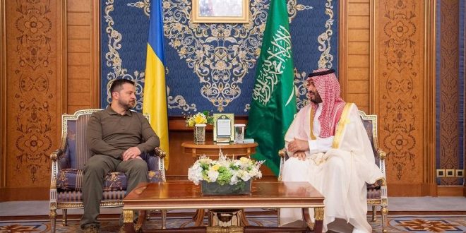 ولي العهد لزيلينسكي: السعودية تدعم الجهود الدولية لحل الأزمة «الأوكرانية - الروسية» سياسياً