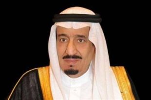 خادم الحرمين يوجه الدعوة لأمير قطر وسلطان عمان للمشاركة في القمة العربية