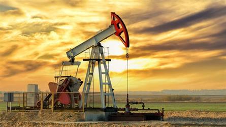 وسط توقعات بزيادة الطلب.. أسعار النفط تغلق على ارتفاع 1%