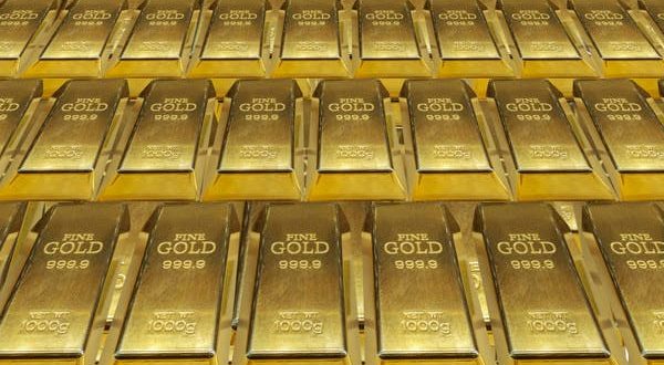 أسعار الذهب تتجه إلى أكبر انخفاض أسبوعي لها منذ فبراير